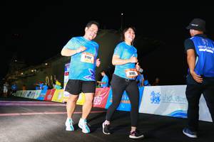 BIB: 9192, 9135
                            <button type="button" onclick="openModal(3397493)" class="btn btn-primary btn-sm float-right btn-popup" data-toggle="modal" data-target=".modal-high-quality">
                        <i class="fas fa-shopping-cart"></i> Add to Cart
                    </button>
                                            <button type="button" onclick="isThisMe(3397493, true)" class="btn btn-success btn-sm float-right btn-popup btn-isme hidden" data-toggle="tooltip" data-placement="bottom" title="นี่คือรูปของคุณใช่ไหม คลิกที่นี่เพื่อเอาเข้าอัลบั้ม">
                        <i class="fas fa-plus"></i> Add to album
                    </button>
                    <button type="button" onclick="isThisMe(3397493, false)" class="btn btn-warning btn-sm float-right btn-popup btn-isnotme hidden">
                        <i class="fas fa-ban"></i> Remove from album
                    </button>